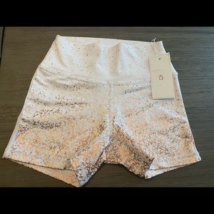 Buffbunny Rosé Shorts Rose Gold White